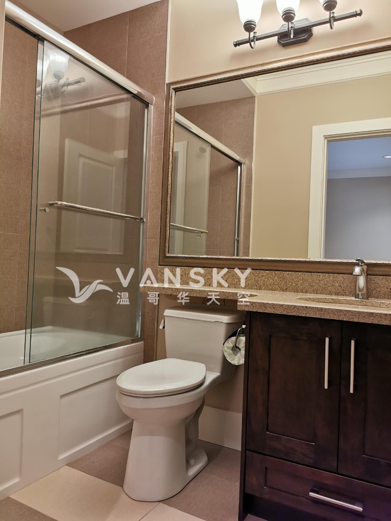 260703174116_1F Washroom2.jpg